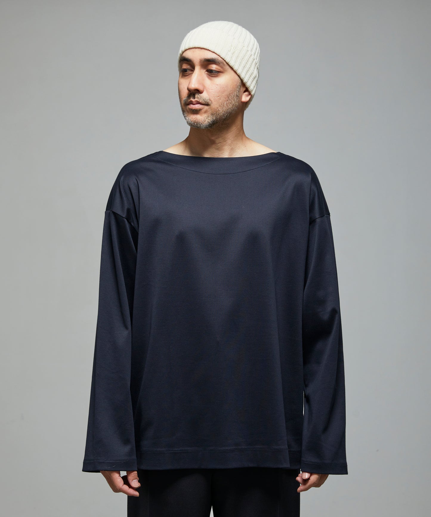 NAVY model:180cm size:3