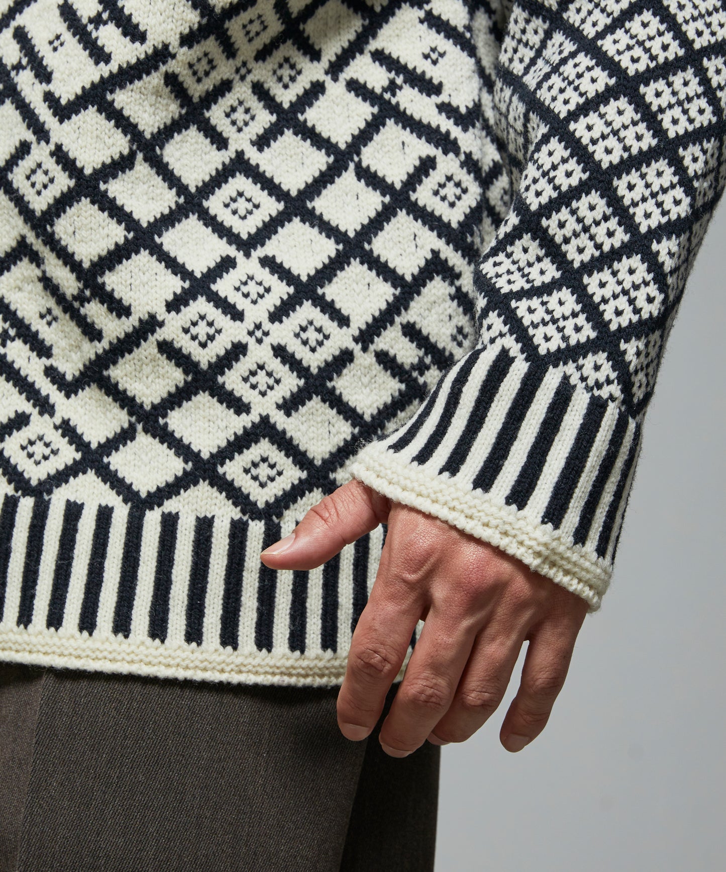 CORAL SANQUHAR CARDIGAN