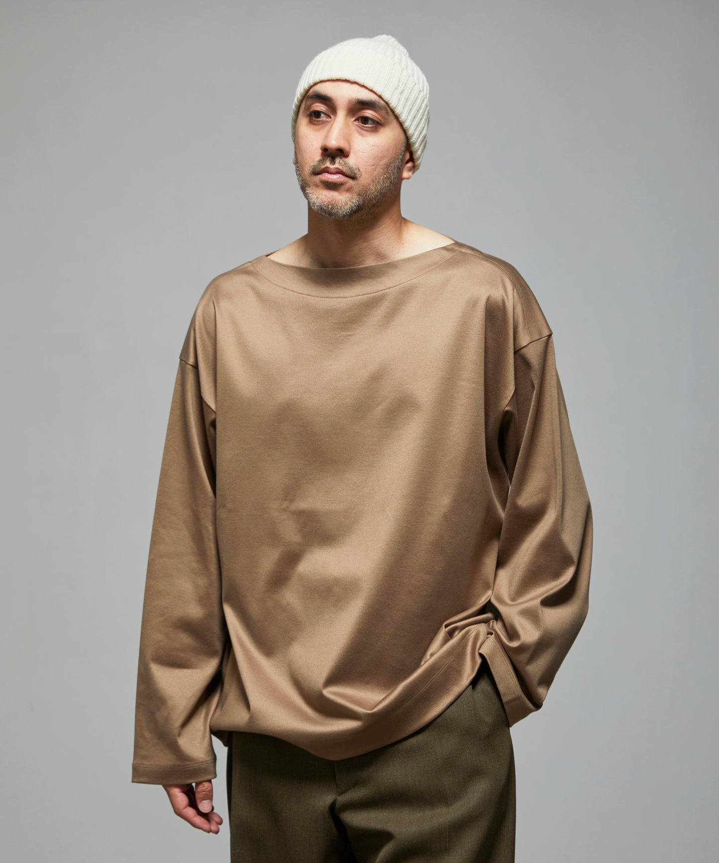BROWN model:180cm size:3
