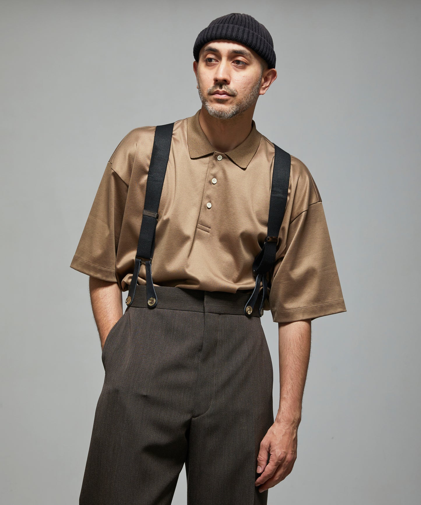 BROWN model:180cm size:3