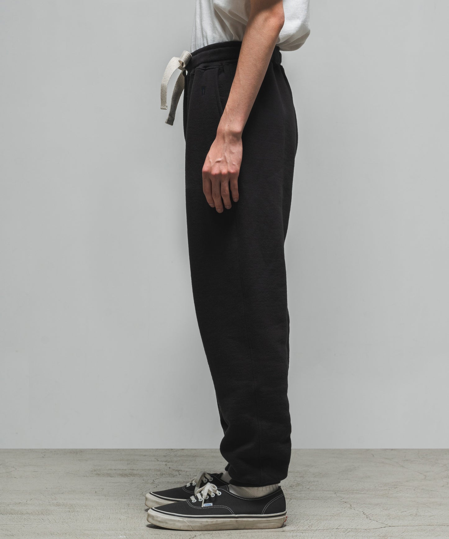 【NEW】 TUMOR SWEAT  PANTS