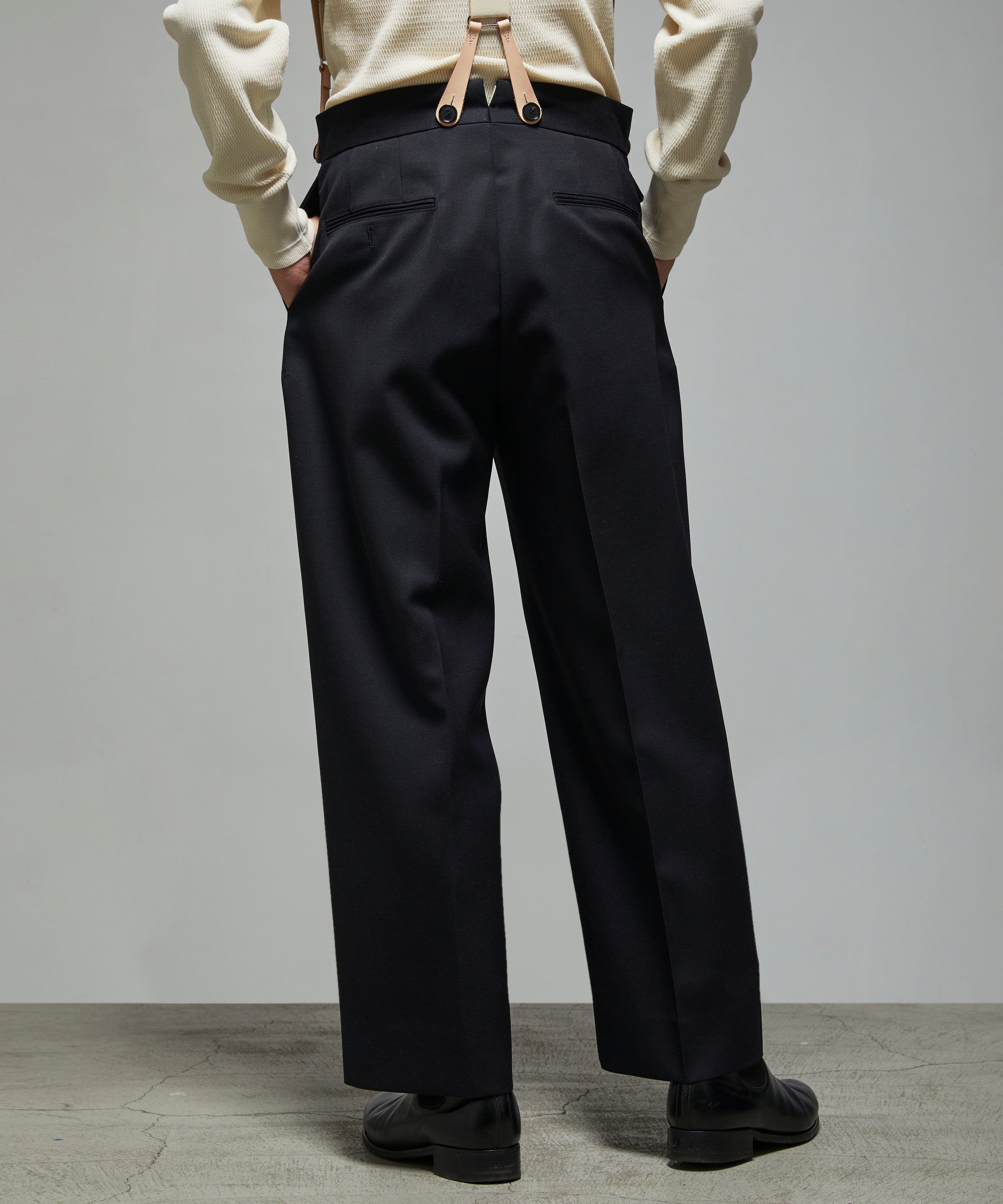 コメントありがとうございますHUM VENT SOLIS CAVALRY TROUSERS 