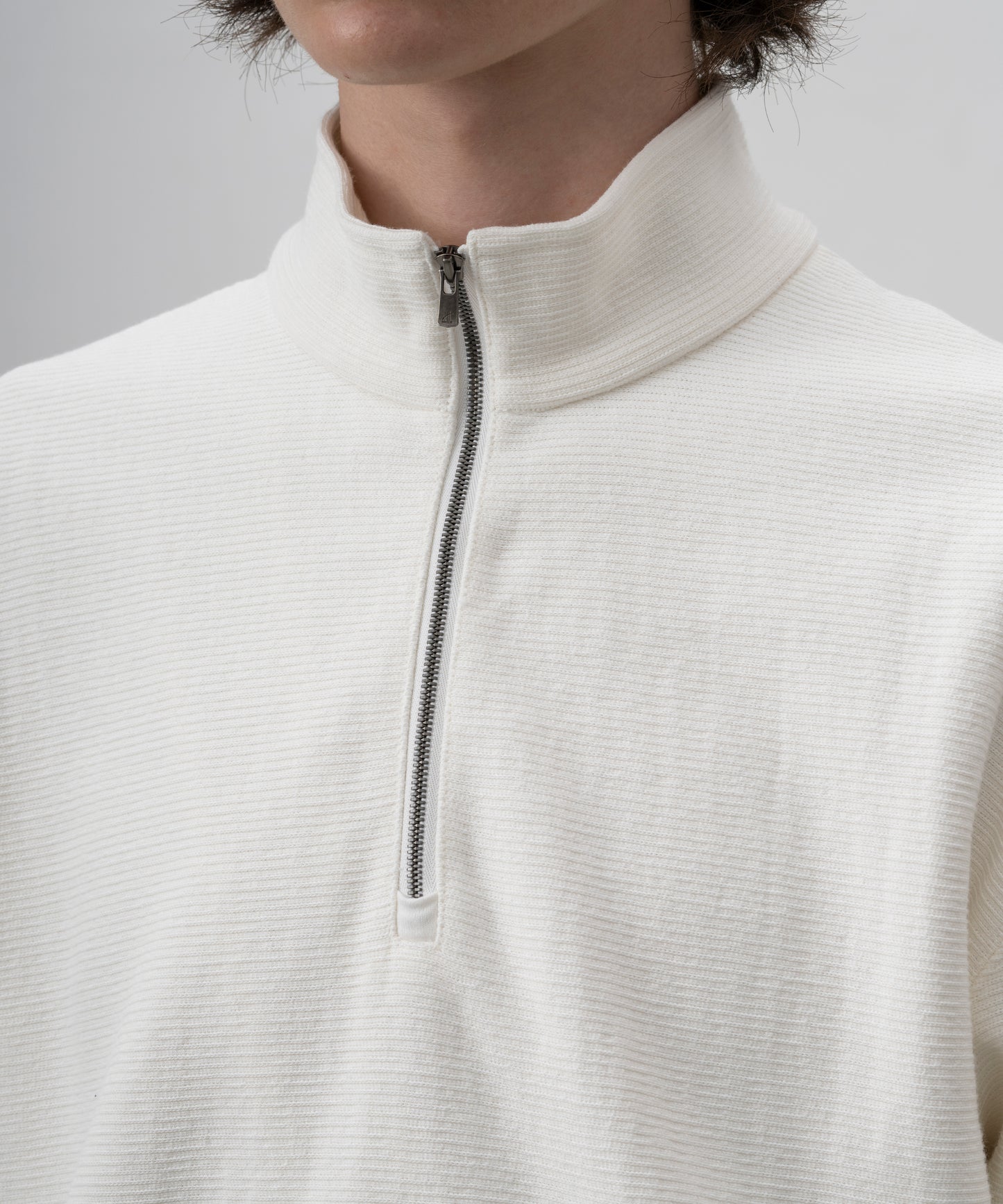 【Coming soon】BARAENA HALF ZIP